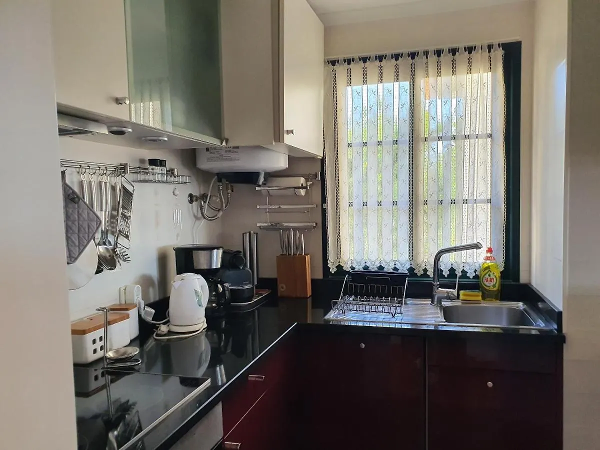 Luzia'S Apartment - 2 Bedroom Apartment Sleeps 4 Funchal