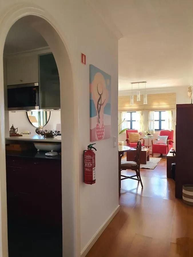 Luzia'S Apartment - 2 Bedroom Apartment Sleeps 4 Funchal  0*, Funchal (Madeira)